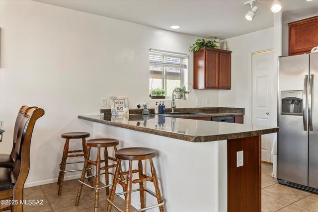 8002 Nautilus Drive, Tucson, AZ 85756