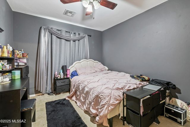 8002 Nautilus Drive, Tucson, AZ 85756