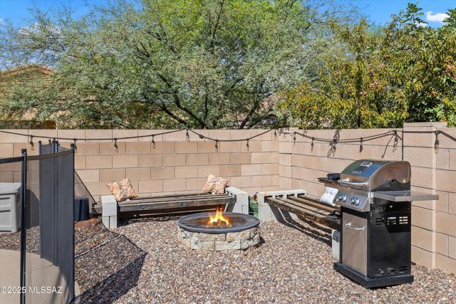 8002 Nautilus Drive, Tucson, AZ 85756