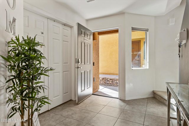 8002 Nautilus Drive, Tucson, AZ 85756