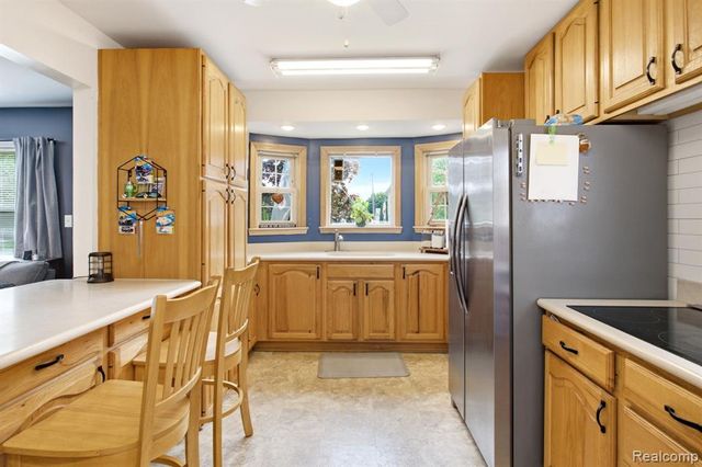 14802 Mulberry Street, Southgate, MI 48195