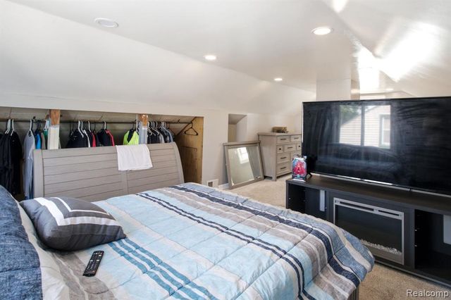 14802 Mulberry Street, Southgate, MI 48195
