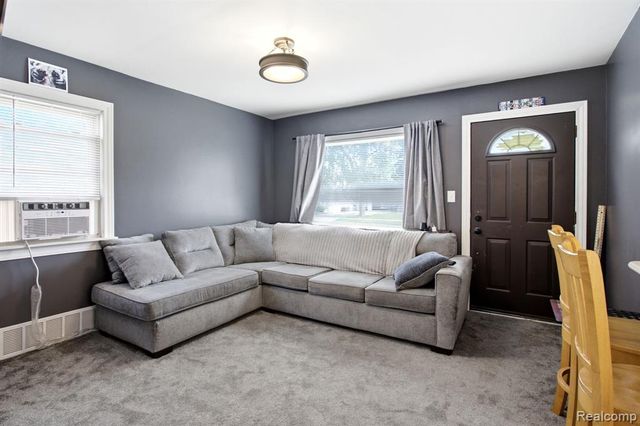 14802 Mulberry Street, Southgate, MI 48195