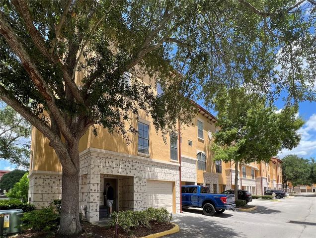 6121 METROWEST BOULEVARD 101, Orlando, FL 32835