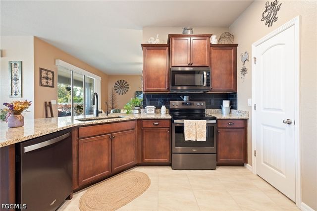 1509 NE 35th TER, Cape Coral, FL 33909