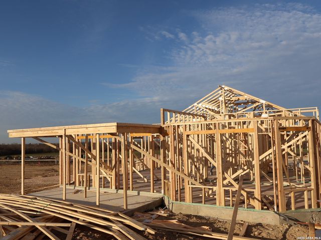 6232 Medina Oasis, San Antonio, TX 78245