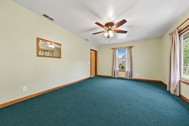 129 Oakview Drive, New Lenox, IL 60451