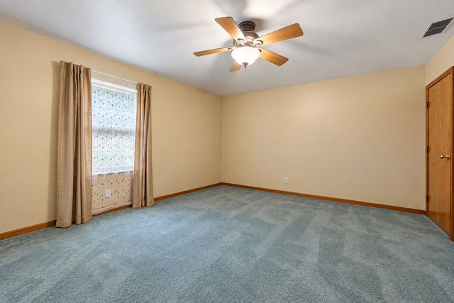 129 Oakview Drive, New Lenox, IL 60451