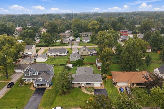 129 Oakview Drive, New Lenox, IL 60451