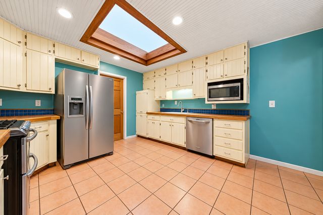 129 Oakview Drive, New Lenox, IL 60451