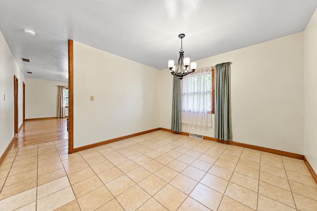 129 Oakview Drive, New Lenox, IL 60451