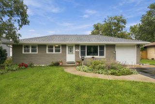 129 Oakview Drive, New Lenox, IL 60451