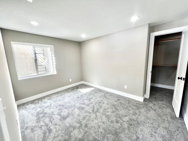 2267 S Chateau, Wichita, KS 67207