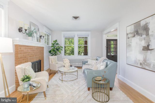 3514 34TH ST NW, Washington, DC 20008