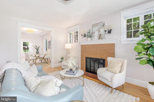 3514 34TH ST NW, Washington, DC 20008