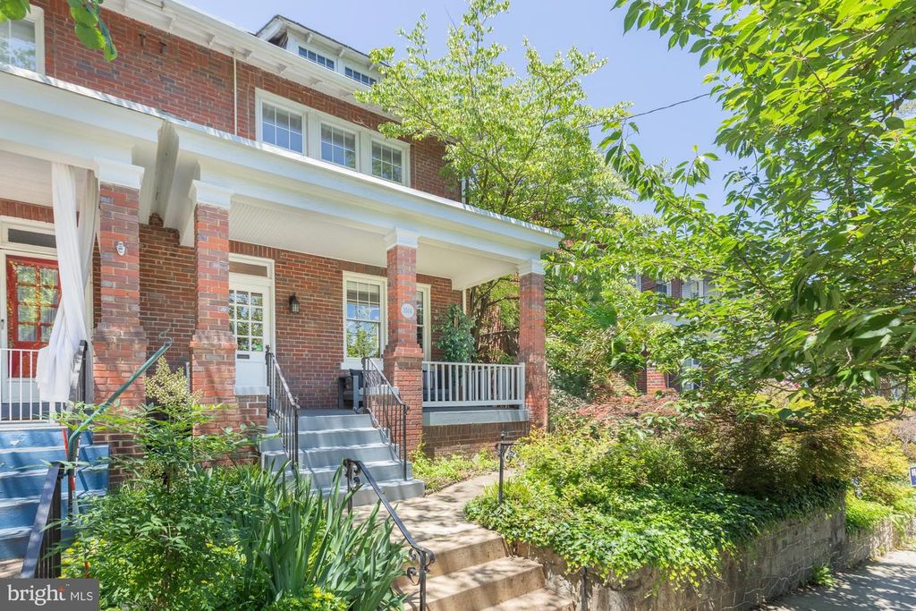 3514 34TH ST NW, Washington, DC 20008