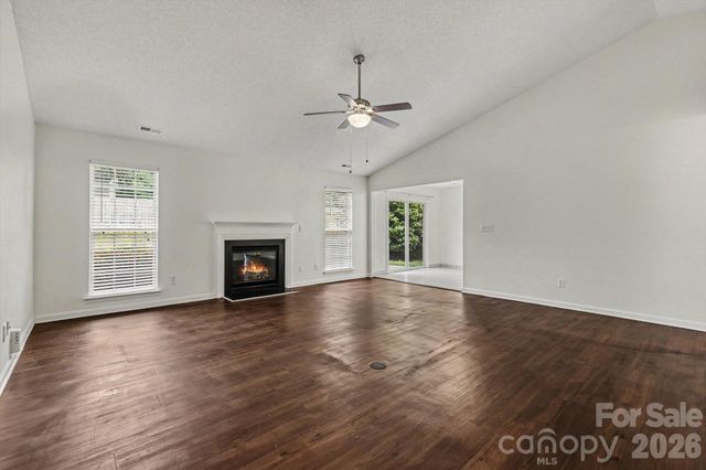 3218 Silver Spur Court, Charlotte, NC 28273