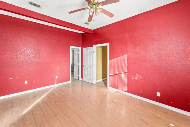 221 W Brooklyn Avenue, Dallas, TX 75208