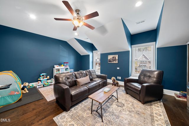 1324 Sandybrook Lane, Wake Forest, NC 27587