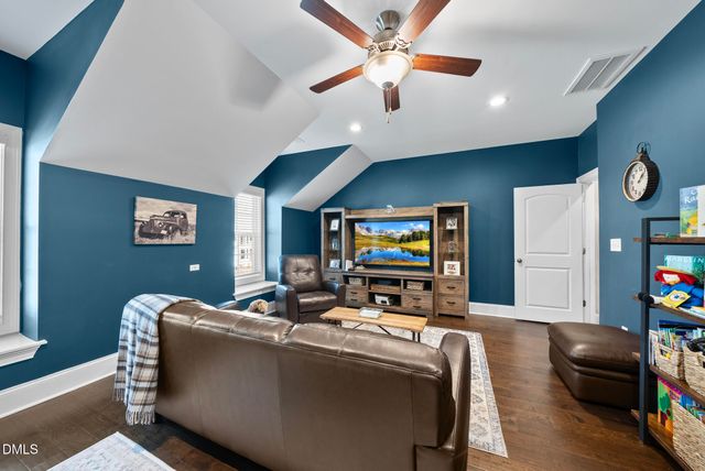 1324 Sandybrook Lane, Wake Forest, NC 27587