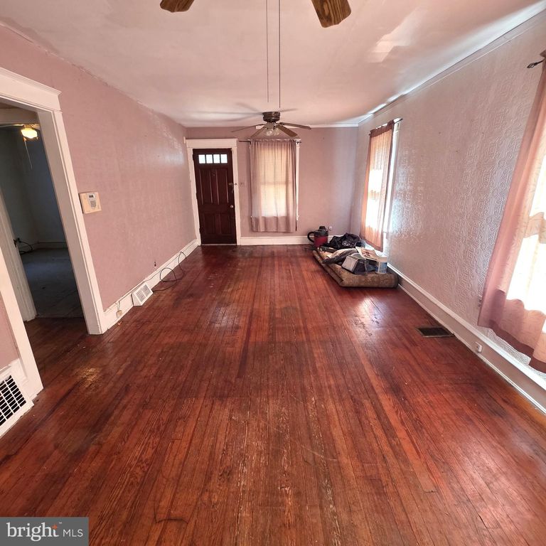 902 HAINES AVE, WILMINGTON, DE 19809 — photo 2