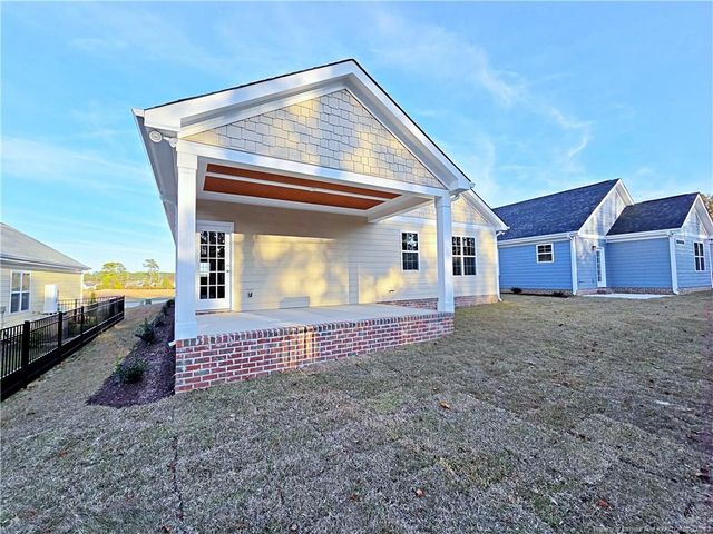 1822 Fordham Drive, Fayetteville, NC 28304