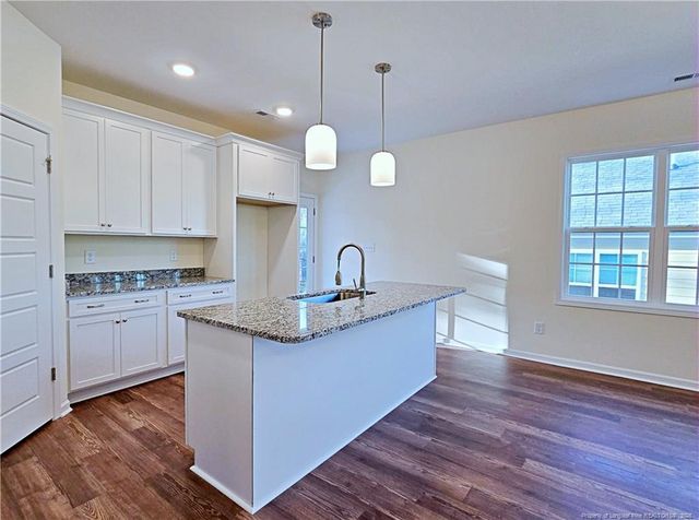 1822 Fordham Drive, Fayetteville, NC 28304