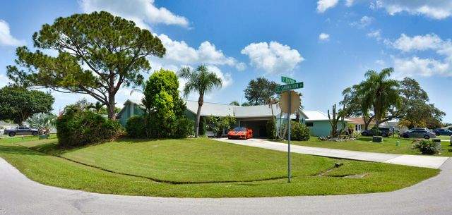 2198 SE Dolphin Road, Port St. Lucie, Port St Lucie, FL 34952