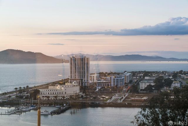 1 Bristol Court 208, San Francisco, CA 94130