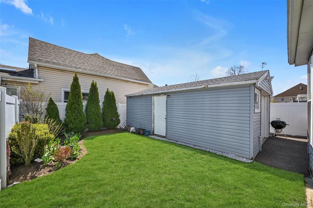 187 Memphis Avenue, South Floral Park, NY 11001