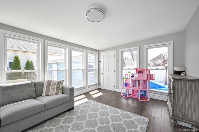 187 Memphis Avenue, South Floral Park, NY 11001