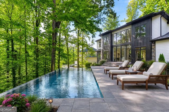 3740 Clubland Drive, Marietta, GA 30068