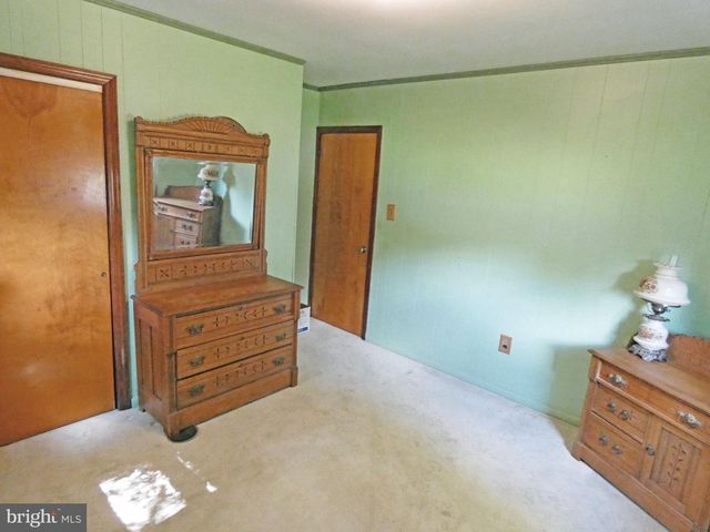 100 QUEEN AVE, Pennsville, NJ 08070