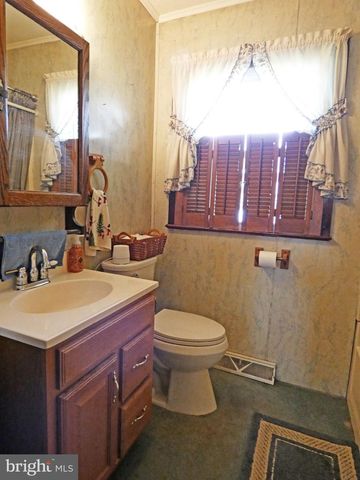 100 QUEEN AVE, Pennsville, NJ 08070