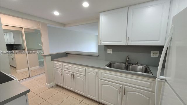 1800 Sans Souci Blvd 428, North Miami, FL 33181
