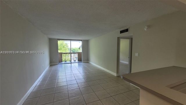 1800 Sans Souci Blvd 428, North Miami, FL 33181