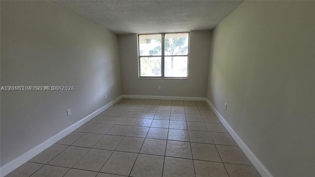 1800 Sans Souci Blvd 428, North Miami, FL 33181