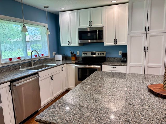 6521 Donna Drive, Fort Wayne, IN 46819