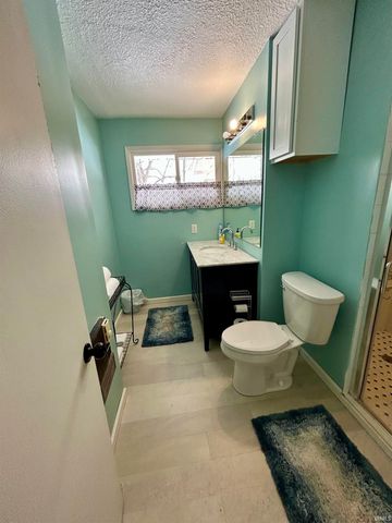 6521 Donna Drive, Fort Wayne, IN 46819
