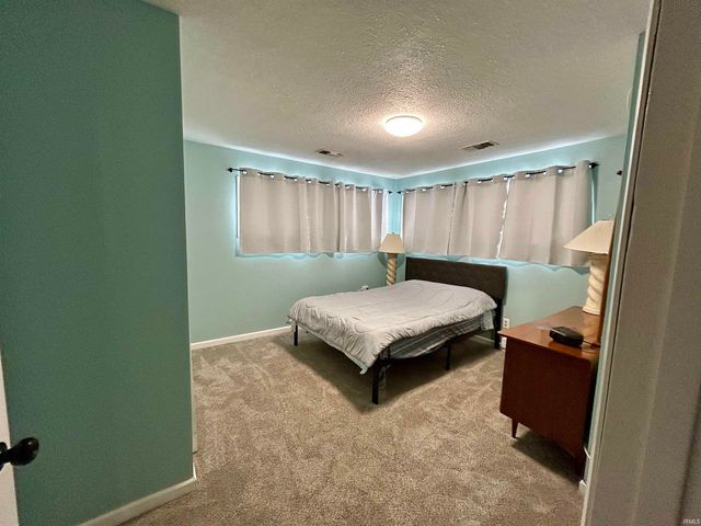 6521 Donna Drive, Fort Wayne, IN 46819