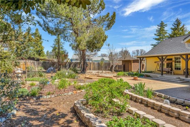 3125 Ranch Court, Lakeport, CA 95453
