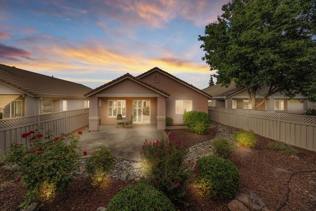 7025 Mule Team Way, Roseville, CA 95747