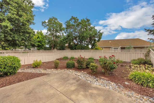 7025 Mule Team Way, Roseville, CA 95747