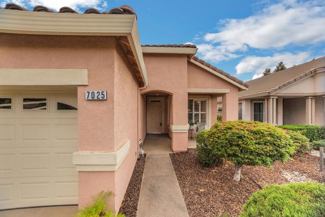 7025 Mule Team Way, Roseville, CA 95747