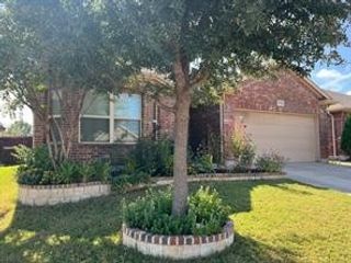 1716 Kachina Lodge Road, Fort Worth, TX 76131