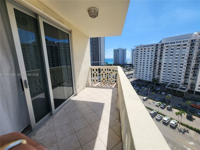 1825 S Ocean Dr PH 9, Hallandale Beach, FL 33009