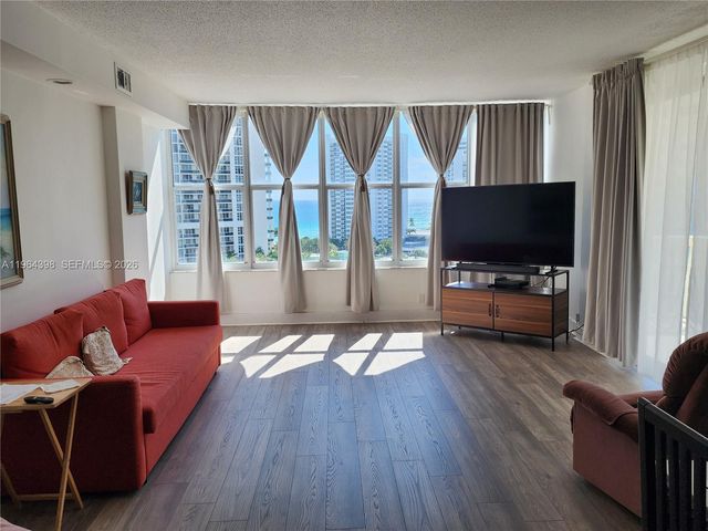 1825 S Ocean Dr PH 9, Hallandale Beach, FL 33009