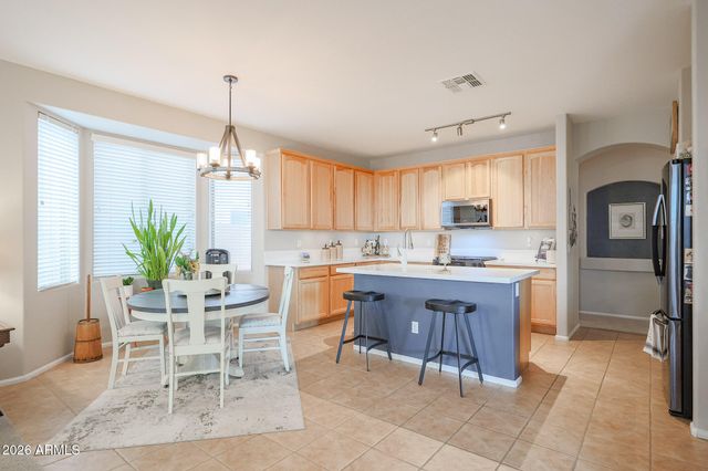 29829 W MITCHELL Avenue, Buckeye, AZ 85396