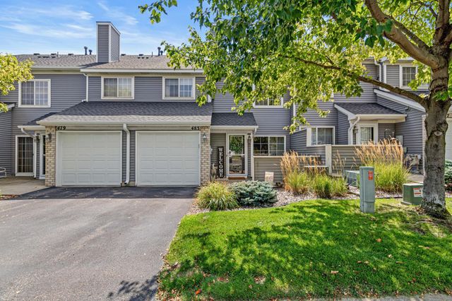 483 Mission Hills Way E, Chanhassen, MN 55317