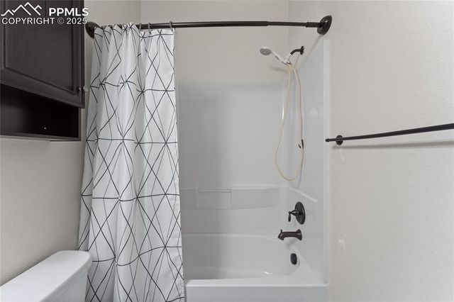 5509 Harbor Town Drive, Elizabeth, CO 80107